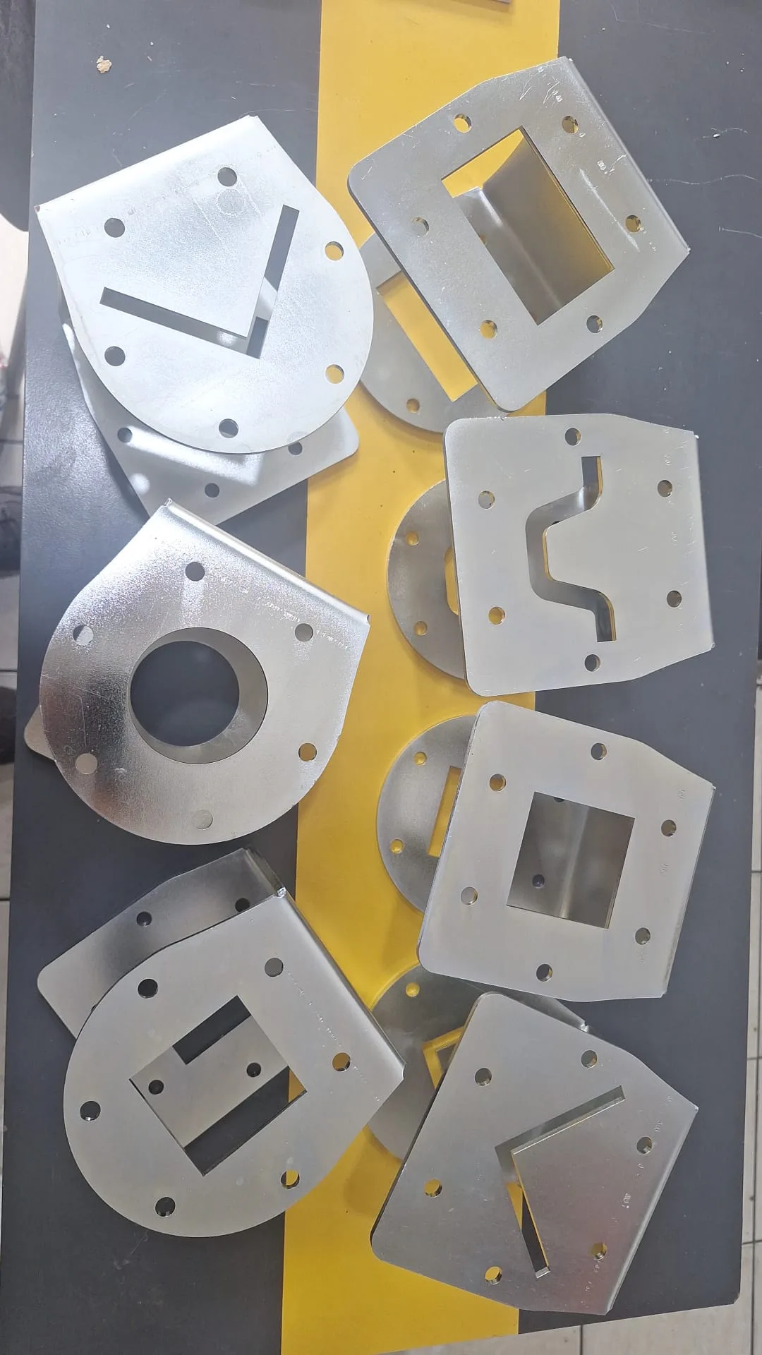 Kazık Çakma Ges, Karayolları, Çit, Güneş Panelleri + 2 Aparat Hediye
